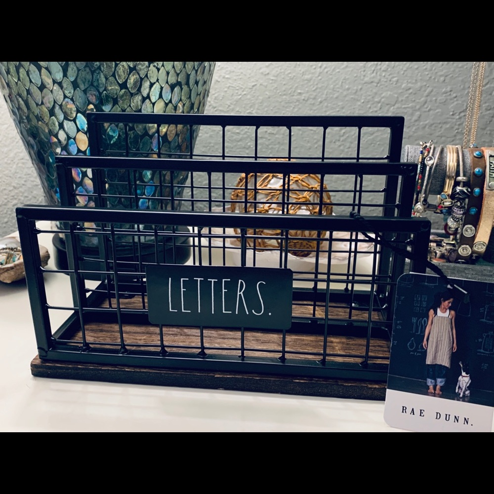 NWT 🖤 Rae Dunn “LETTERS” Holder/Organizer